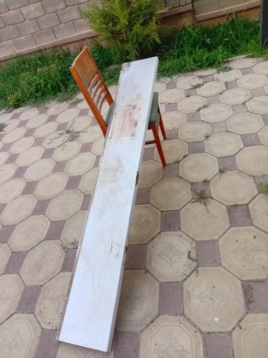 Пластиковая дверь, и окно