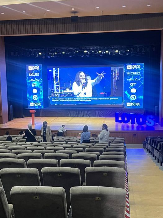 Аренда Лед экрана для конференции пульт управления тех поддержка