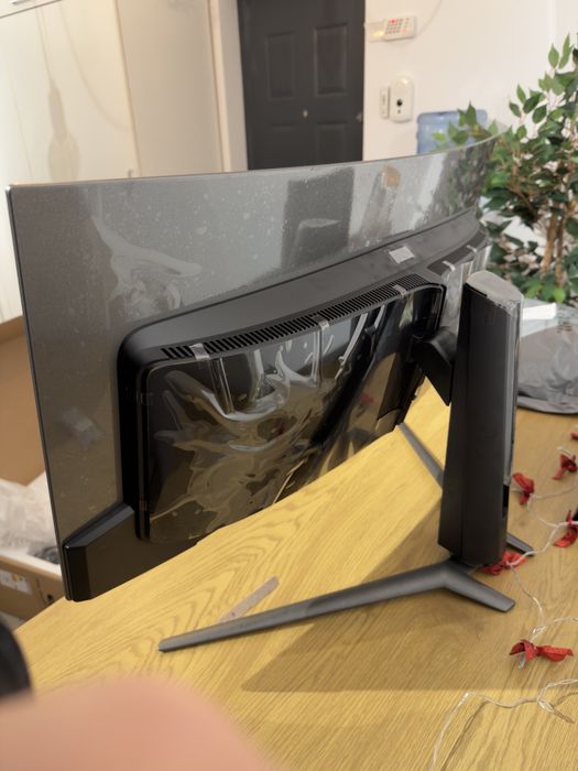 Monitor curbat NOU QD-OLED 34.2 MSI MAG 341CQPDE (garantie 2 ani emag)