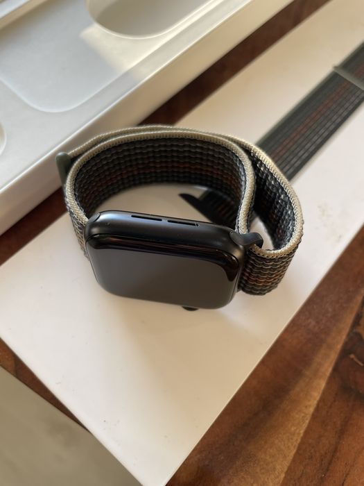 Apple watch SE 2nd gen 40mm GPS