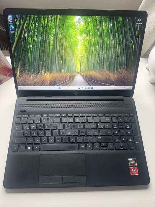 Laptop Hp Ryzen 5 3450U radeon vega mobile GFX