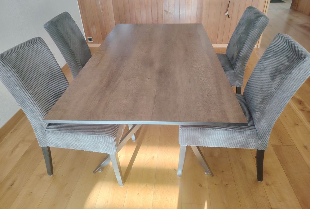 Трапезна маса с 4 стола