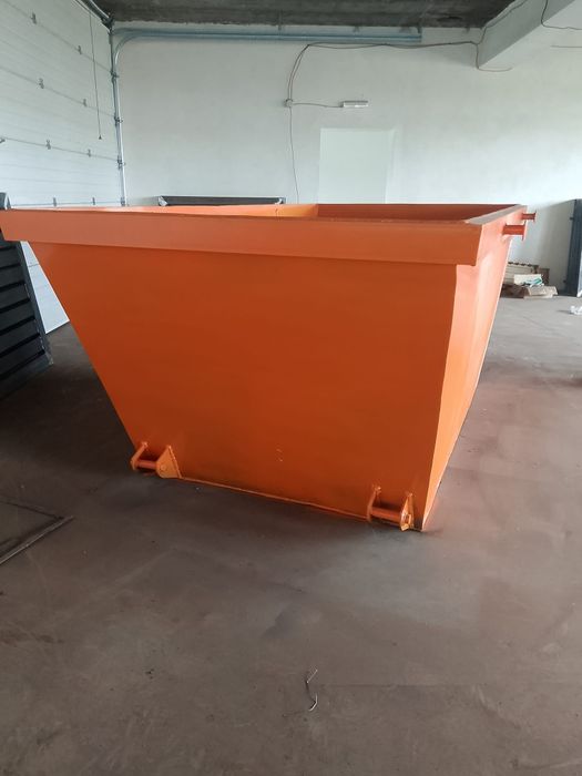 Container pentru deșeuri provenite din demolari