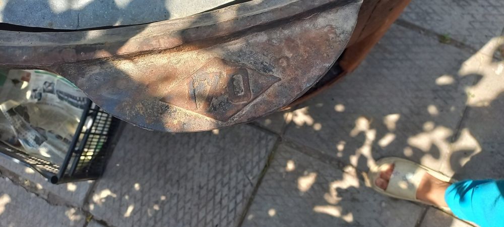 Чугун казан Учаги билан