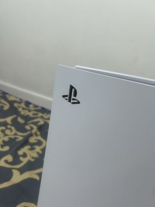 playstation 5 B идеальном состоянии