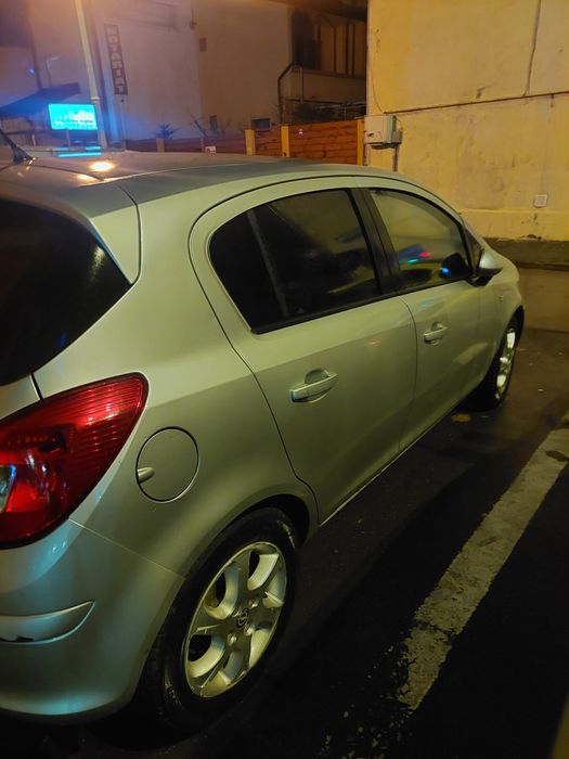 Se vinde urgent opel corsa 1.2