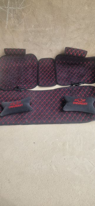 Продается чехол для авто