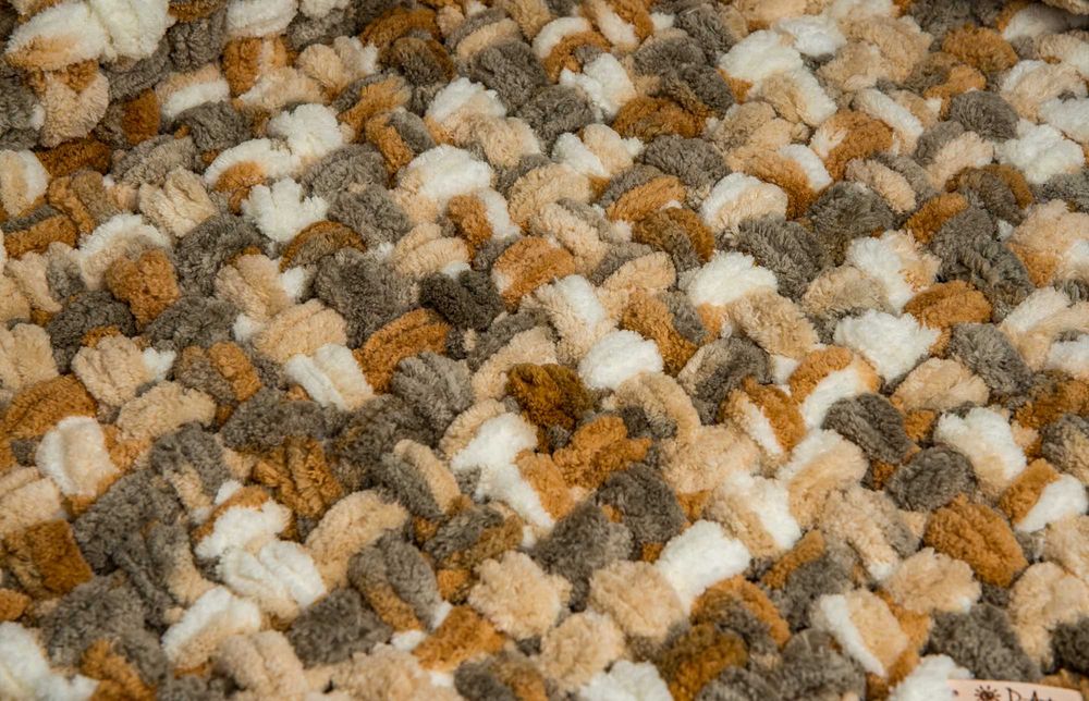 Пухено бебешко одеало от прежда Alize Puffy