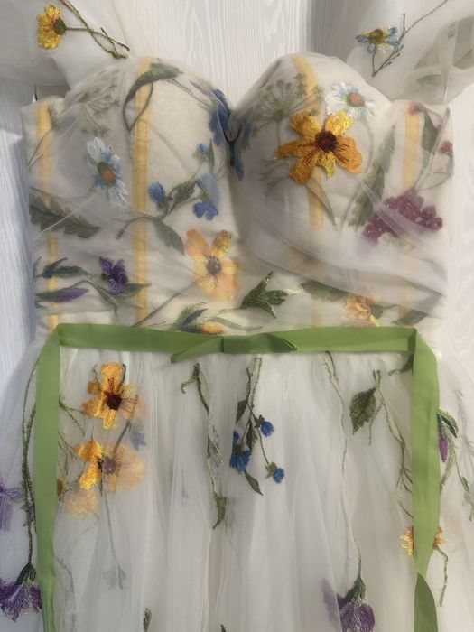Vand rochie de mireasa