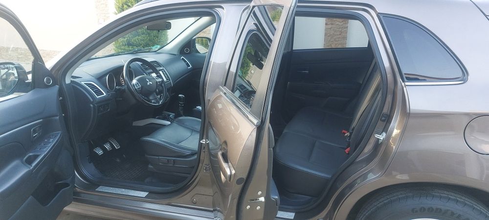 MITSUBISHI ASX-1.8DI-D‼️4WD (4x4)-An 2012 ‼️ doar 180.000 Km