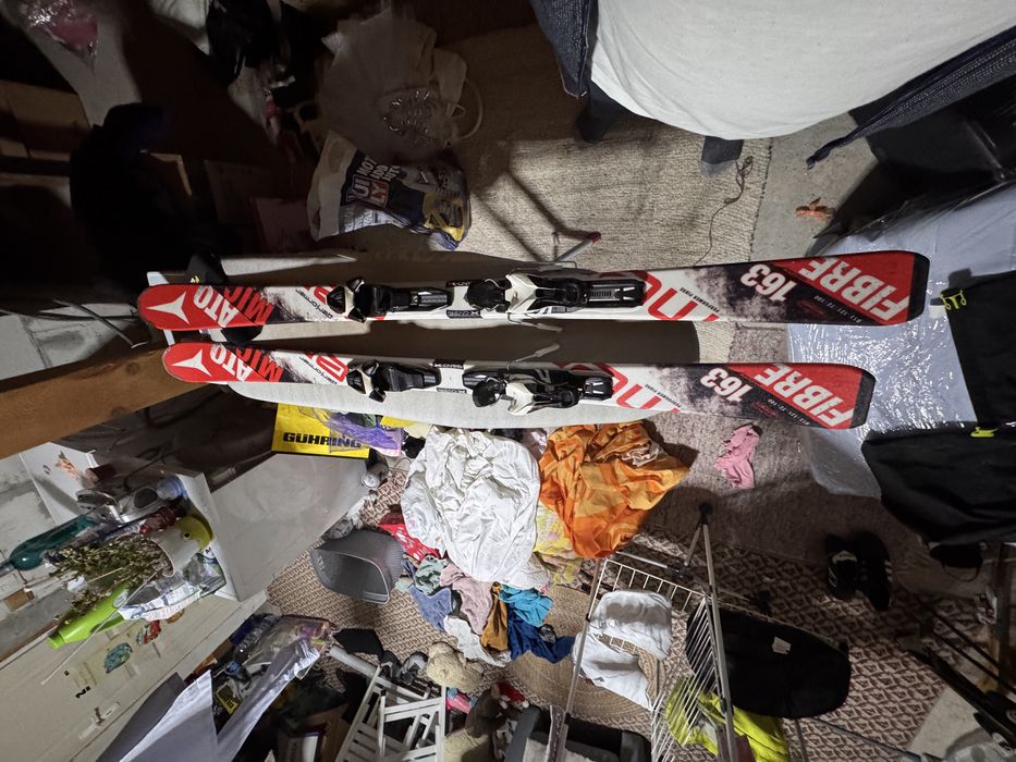 Schiuri atomic pentru intermediari-avansati