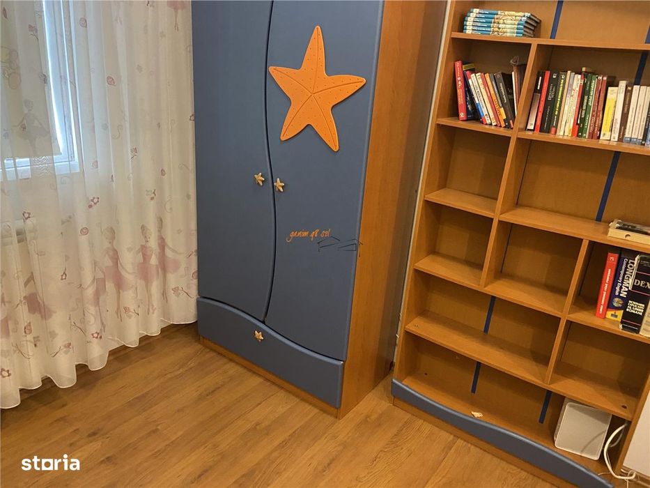 Apartament 4 camere Focsani , zona b- dul Independentei , suprafata ge