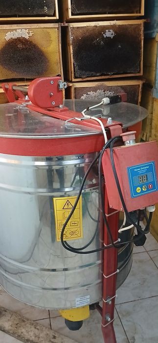 Centrifuga apicola miere, electrica si manuala