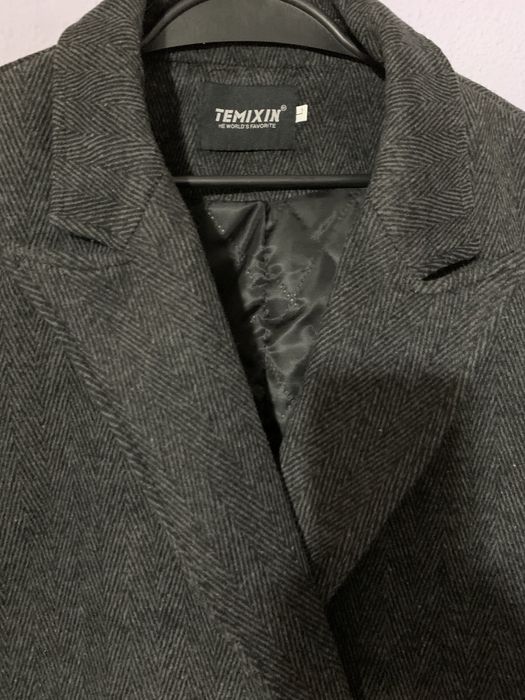 Yangi palto sotiladi — razmeri katta chiqdi