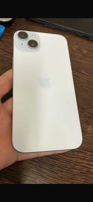 iPhone 15 plus blue