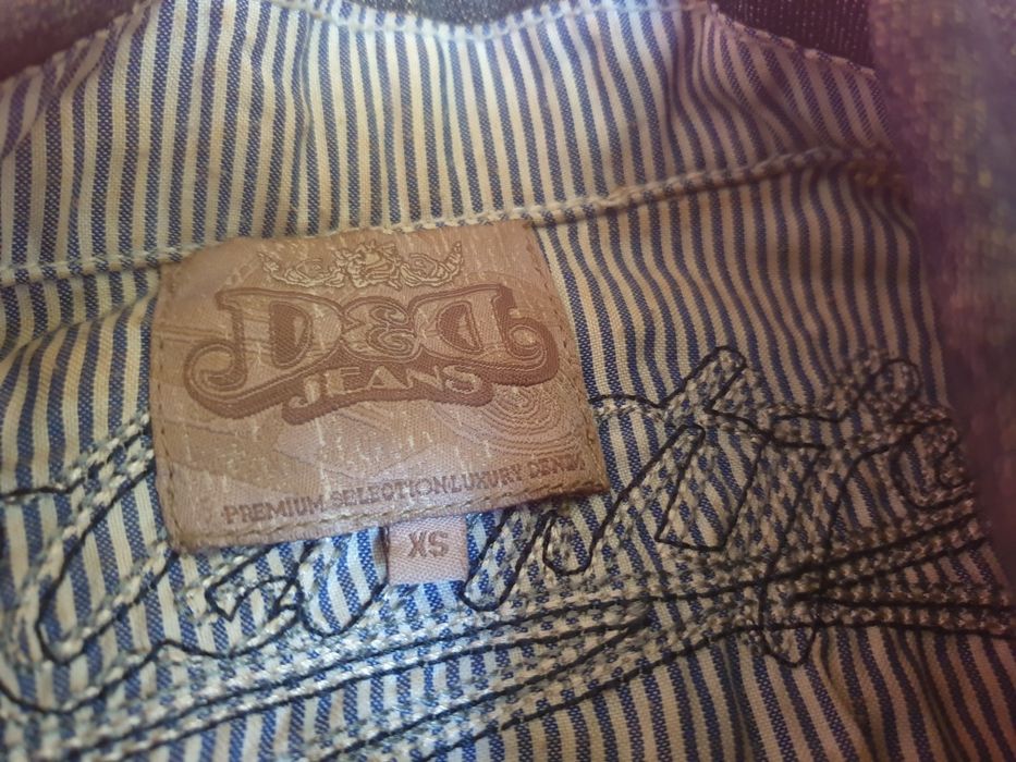 Якета xs 10лв бр