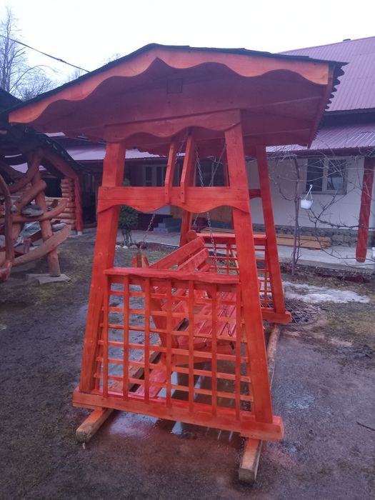 De vânzare balansoar pentru 4 persoane