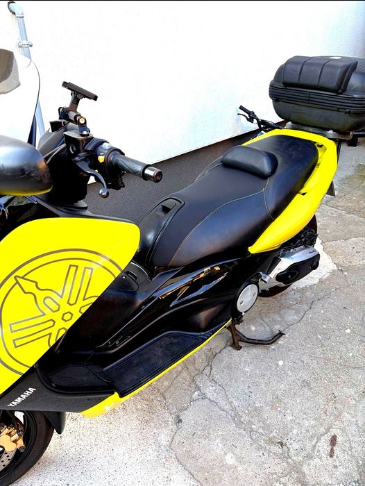 Tapițerii moto cu materiale cauciucate realizate petehnologia de fabrica