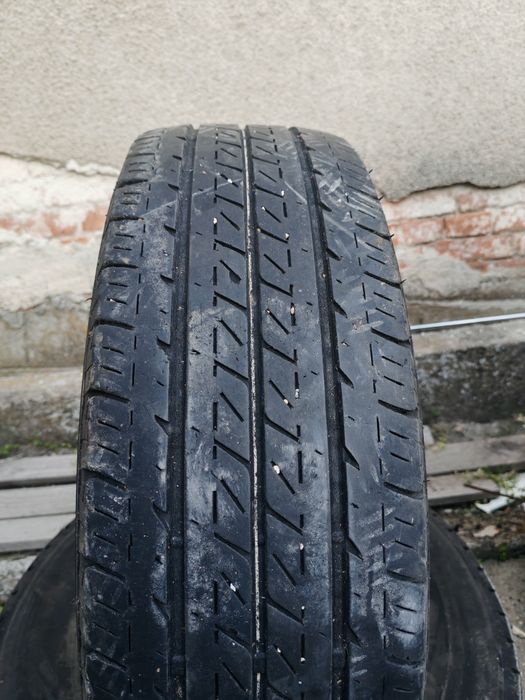 Гуми 225 75 16 С