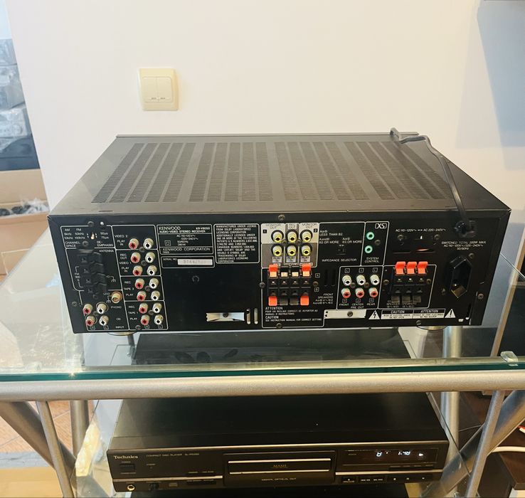 Receiver  AV Kenwood KR V8050