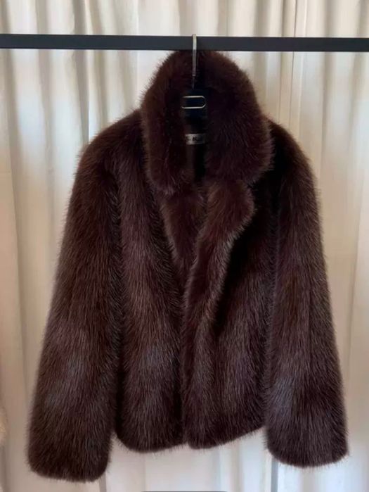 Шуба женская короткая