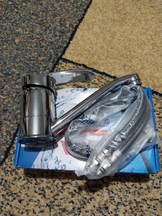 Смеситель для раковины