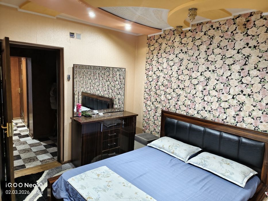 Qarshi markazida tayyor yashash uchun 3 xonali kvartira!