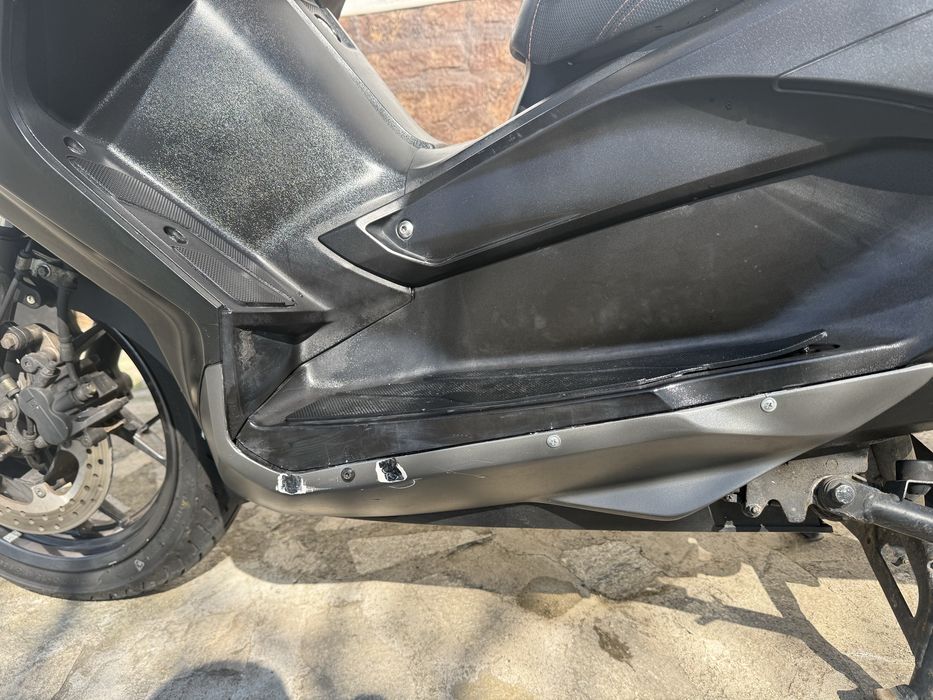 Yamaha X-max 125
