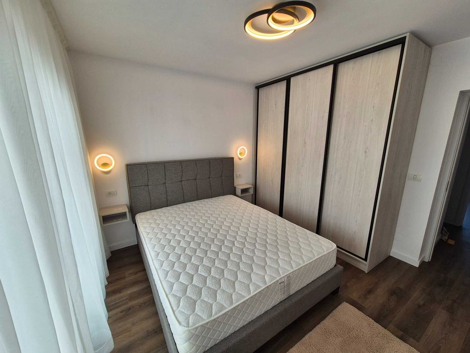 Proprietar inchiriez apartament renovat 2026 - 3 camere rond Piata Alba Iulia stradal