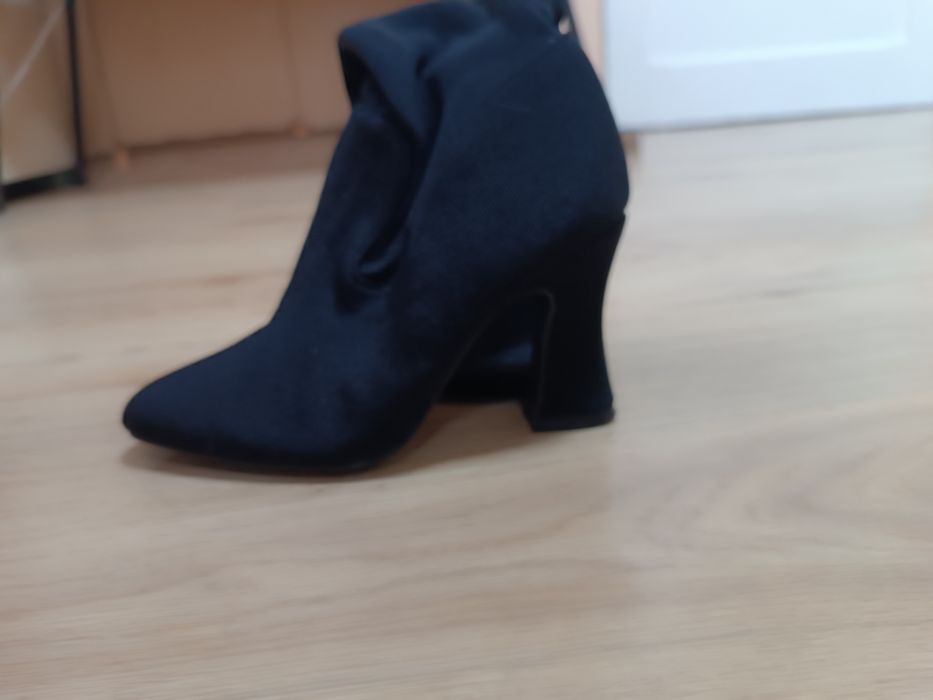 Ботуши с висок ток