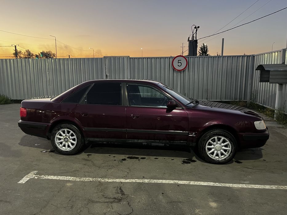 Продам Ауди 100 С4