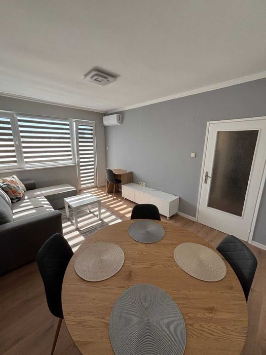 Дава се под наем Двустаен апартамент в Пловдив, Център - 56 кв.м за 561 € - Снимка #4