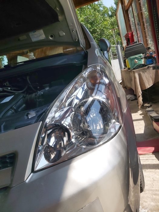 Полиране на фарове