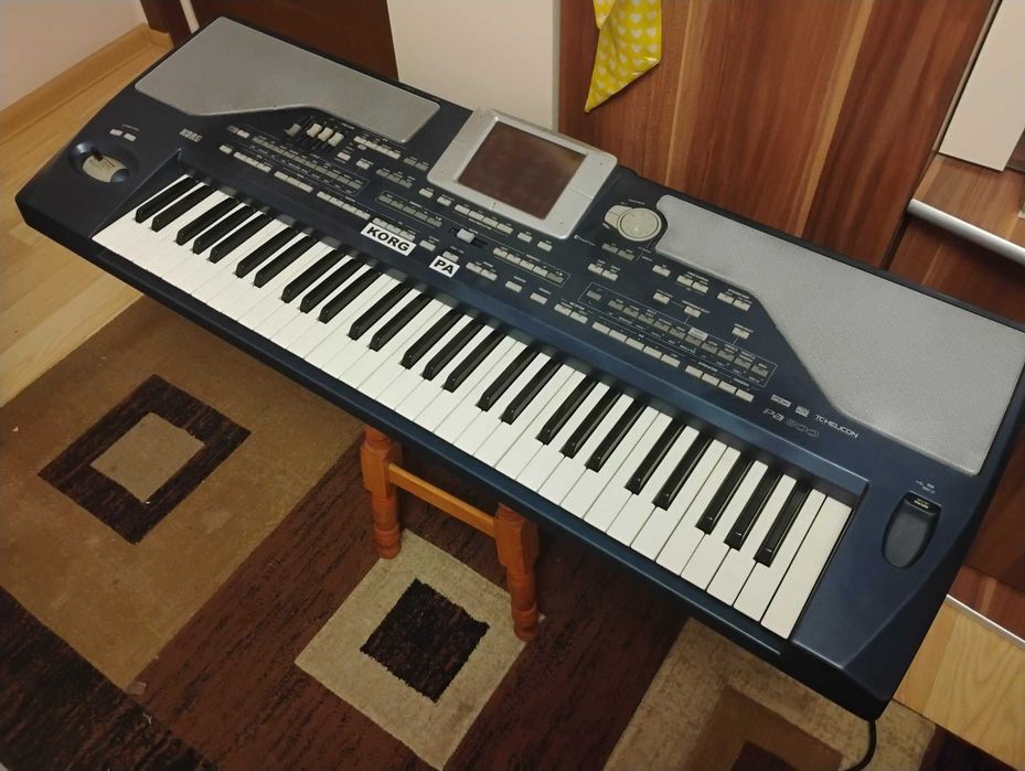 Orga Korg Pa 800