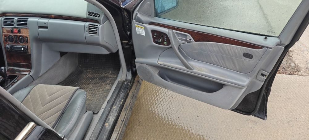 Мерседес-benc w210