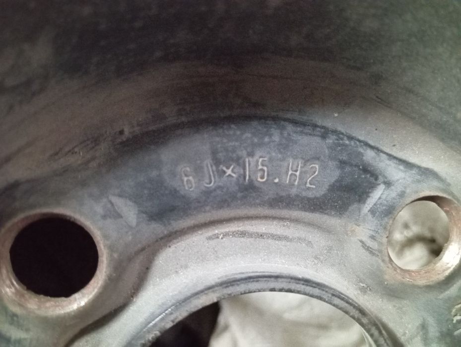 Vând roata de rezerva 195/60 r15 Opel Astra g