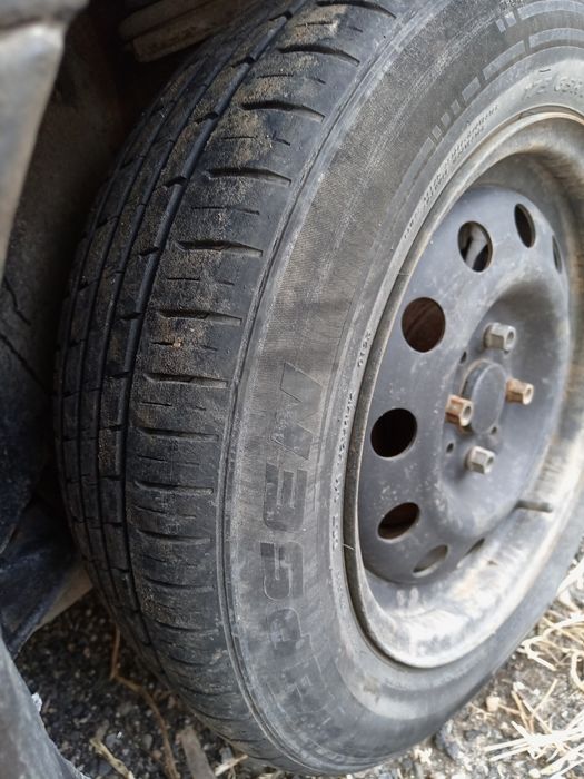 Продам резину с дисками лето