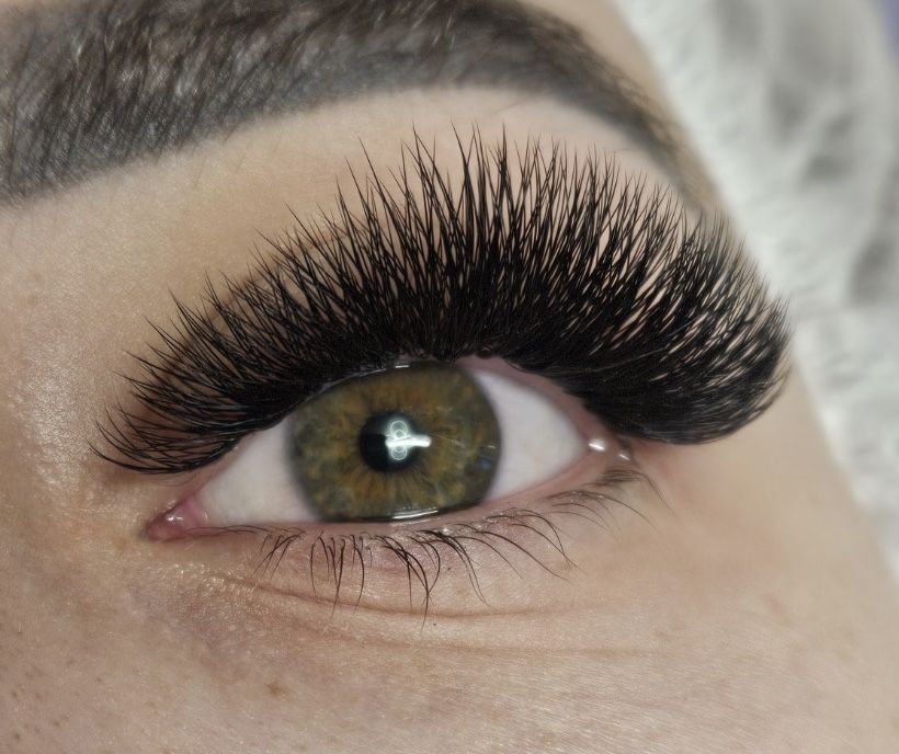 Наращивание ресниц