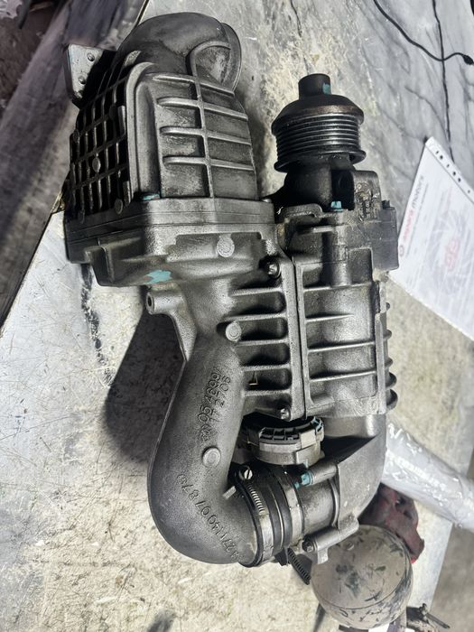 Двигатель M271 1.8 компрессор