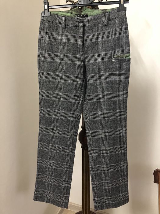 Pantaloni dama din stofă