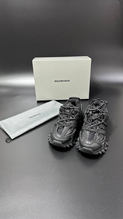 Balenciaga Track