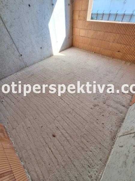 Продава се Тристаен апартамент в Пловдив, Кючук Париж - 85 кв.м за 1106 €/кв.м - Снимка #3