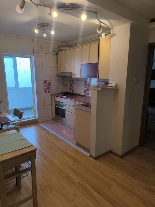 Proprietar inchiriez apartament 2 camere Aviatiei