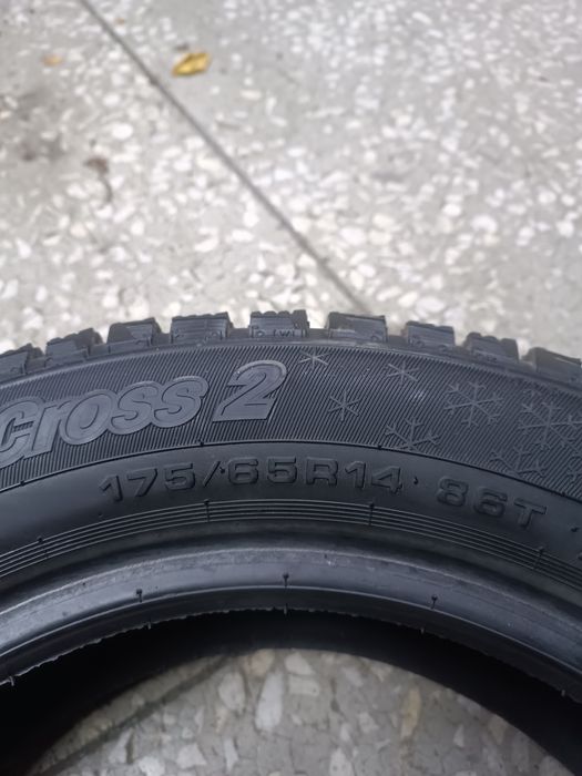Продам комплект шин 175/65r14