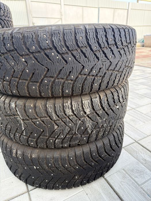 Продам 3 Резины R16 205/60 Зима Шипы