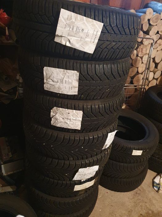 De vânzare cauciucuri