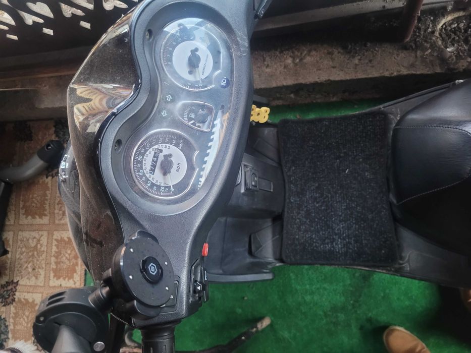 Scuter 125 Peugeot Sum UP 125