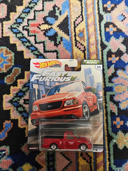 Hot wheels premium, mainline