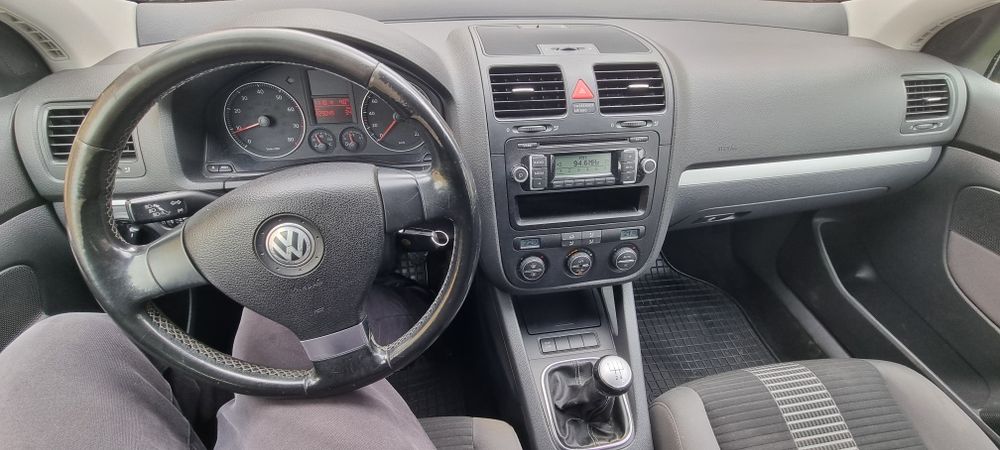 VW GOLF 5 (1.4 MPI) 2008