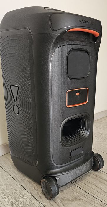 Vând JBL PartyBox 320